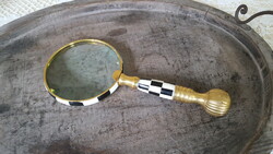 Antique style, beautiful large brass checkered magnifying glass 10.5*24.5 Cm.