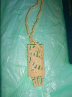 Régi   elefántos faragott csont  nyaklánc függővel - dobozzal  60 cm