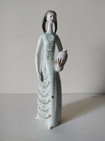 Hollóházi - lány korsóval, szép festéssel, hibátlan 28 cm