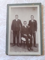 Régi férfi fotó vintage csoportkép fénykép férfiak
