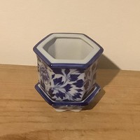 Small hexagonal flower pot