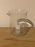 Glass measuring cup