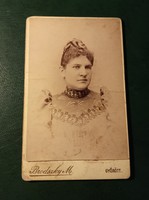 Antik kabinetfotó vizitkártya 1890körül jelzett, keménytáblás portréfotó