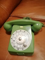 Zöld telefon tárcsás retro