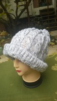 Women's warm knitted hat with tassels, head size 60-62 cm!