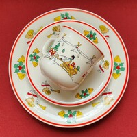 Alexia karácsonyi porcelán reggeliző szett csésze csészealj kistányér karácsonyi falu mintás tányér