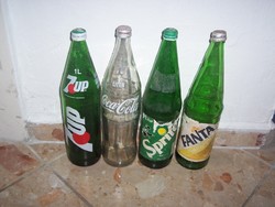 7Up and coca cola bottle