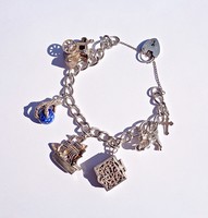 Angol 6 zsuzsus ezüst karlánc – gyógyszeres dobozkával