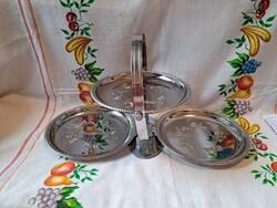 Detachable triple serving tray made of metal