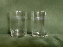 Két régi retro üveg boros vizes pohár csiszolt díszcsíkkal, 60-as 70-es évek, hibátlan