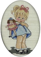 1K516 old girl with her doll needle tapestry in an oval frame 19 x 14 cm
