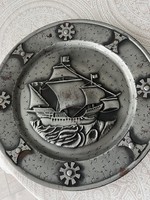 Nautical copper or bronze wall plate is a beautiful, large, showy wall decoration