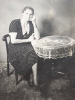 Régi hölgy fotó vintage női fénykép