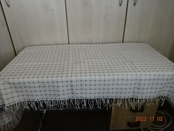 Brown checkered, fringed tablecloth, size: 140 x 120 cm. He has! Jokai.
