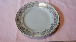 Chodziez butter-colored porcelain small plate with gold pattern