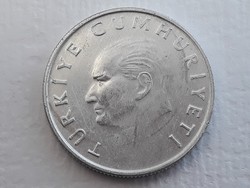 Turkey 25 lira 1988 coin - Turkish 25 lira 1988 foreign coin