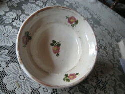 Erdélyi  régi népi  fali tányér  , szép virágos mintával  , 20,5 cm