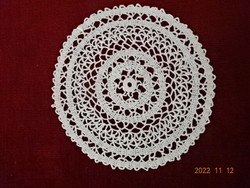 Crocheted round tablecloth, diameter 14 cm. He has! Jokai.