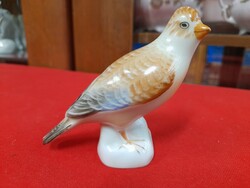 Aquincumi hand-painted porcelain bird figure. 7.5 cm.