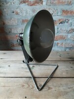 Industrial table lamp