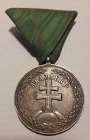 Hungarian silver medal of merit 1922 silver-plated bronze medal on original ribbon. There is mail!