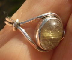 925 ezüst gyűrű 19,5/61,2 mm, rutilkvarccal
