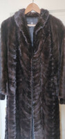 Elegant mink coat in sizes m-l