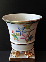 Régi HERENDI  porcelán, Viktória mintás, dúsan aranyozott, kicsi  oroszlánkörmös váza, kínáló.