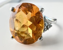 619T. 1 Forintról! TGGC 925-ös ezüst (3,5 g) DESIGNER gyűrű, narancssárga 1 cm-es féldrága kővel!