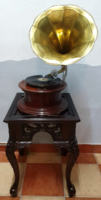 Tölcséres gramofon
