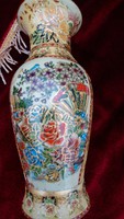 Old Chinese vase gilded in porcelain in perfect condition