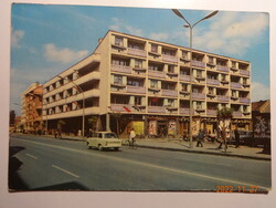Régi képeslap: Szolnok, Kossuth Lajos utca (60-as évek)