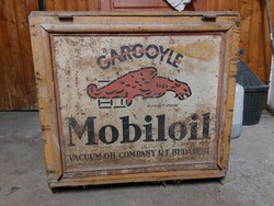 Gargoyl mobil oil BUDAPEST! régi faláda 20-30 évek