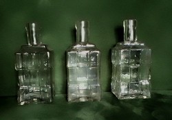 Régi, ritka, szögletes Zwack likőrös üvegek a jellegzetes kereszt jelzéssel, Unicum 18 cm
