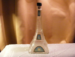 Eiffel-torony konyakos üveg palack