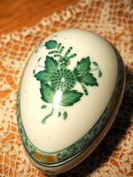 Herend porcelain egg with green Apponyi pattern