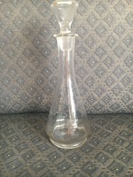 Szőlő mintás, gravírozott és metszett üveg butélia, fúvott üveg dugóval