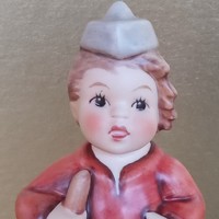 Hummel evezős kisfiú (10 cm)