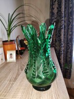 Zöld színű 8 "szarvú" üvegváza (24 cm)