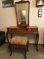 Tömörfa fésülködő asztal hozzá tartozó ottománnal eladó
