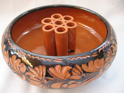 Folk pottery hmv pan with ikebana engraved pattern with k s mark