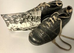 Puskás Öcsi eredeti fotó és foci cipő