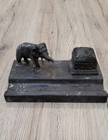 Asztaldísz  Tintatartó, Kalamáris figurális Elefánt díszítéssel gránit talapzattal.