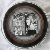 Hollóház porcelain wall plate. Detail of Saxon endre sunlight c. Made of diameter 20 cm.