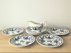 Old Churchill English porcelain plate set (8 pieces) with sauce spout.