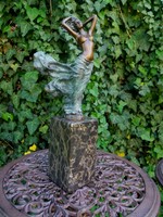 Female nude in the wind - bronze sculpture artwork