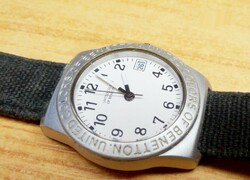 United colors of Benetton by Bulova. Alumínium tokos gyermekóra, működőképes állapotban.