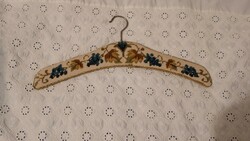 Tapestry embroidered hanger