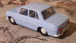 DDR , Wartburg sedan Plasticart , retro lendkerekes autó, játék