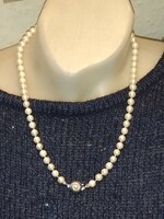 Beautiful vintage women's necklace with neck blue pearls in 8k 333 white gold with pendant clasp.